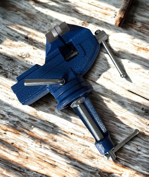 Imadło ślusarskie stołowe z kowadłem 80 mm